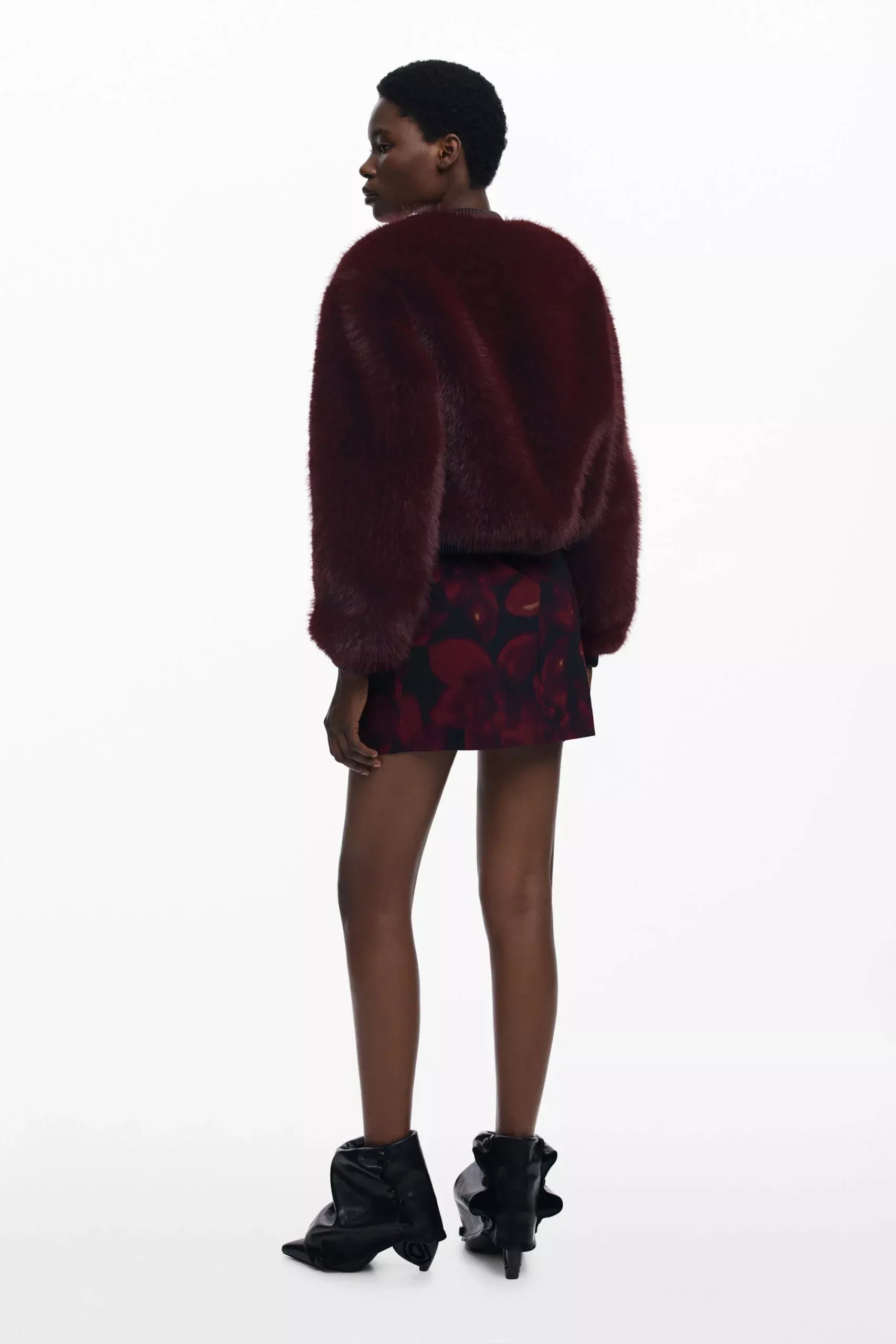 Desigual Women’s Bordeaux Blazer – Stylish and Versatile