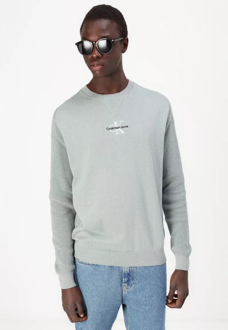 Calvin Klein Jeans Men’s Green Cotton Sweatshirt – Fall/Winter Essential