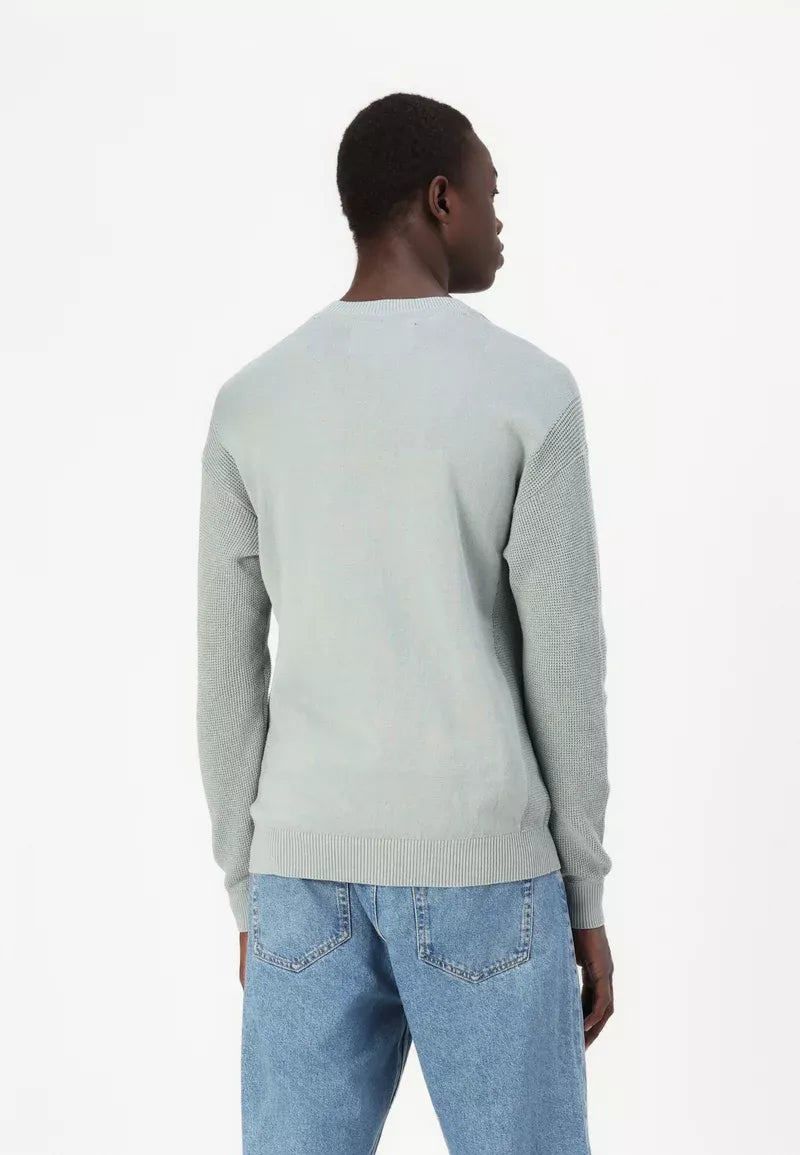 Calvin Klein Jeans Men’s Green Cotton Sweatshirt – Fall/Winter Essential
