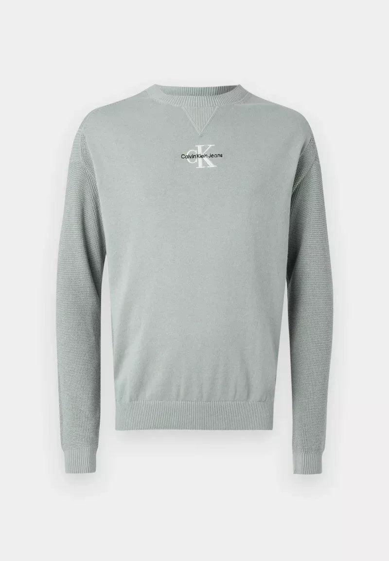 Calvin Klein Jeans Men’s Green Cotton Sweatshirt – Fall/Winter Essential